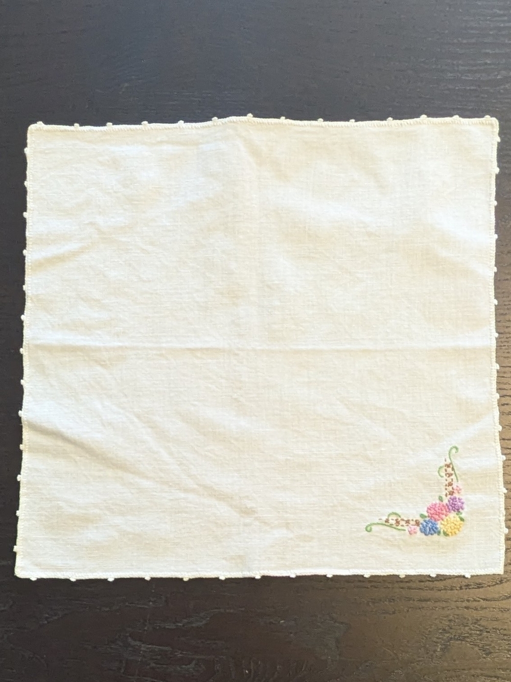 Vintage White Floral Hand Embroidered Cotton Napkins - Set of 8 - Picture 11 of 15